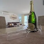 Вилла 5 Bedrooms