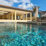 5 Bedrooms Villa Costa Adeje (Tenerife)